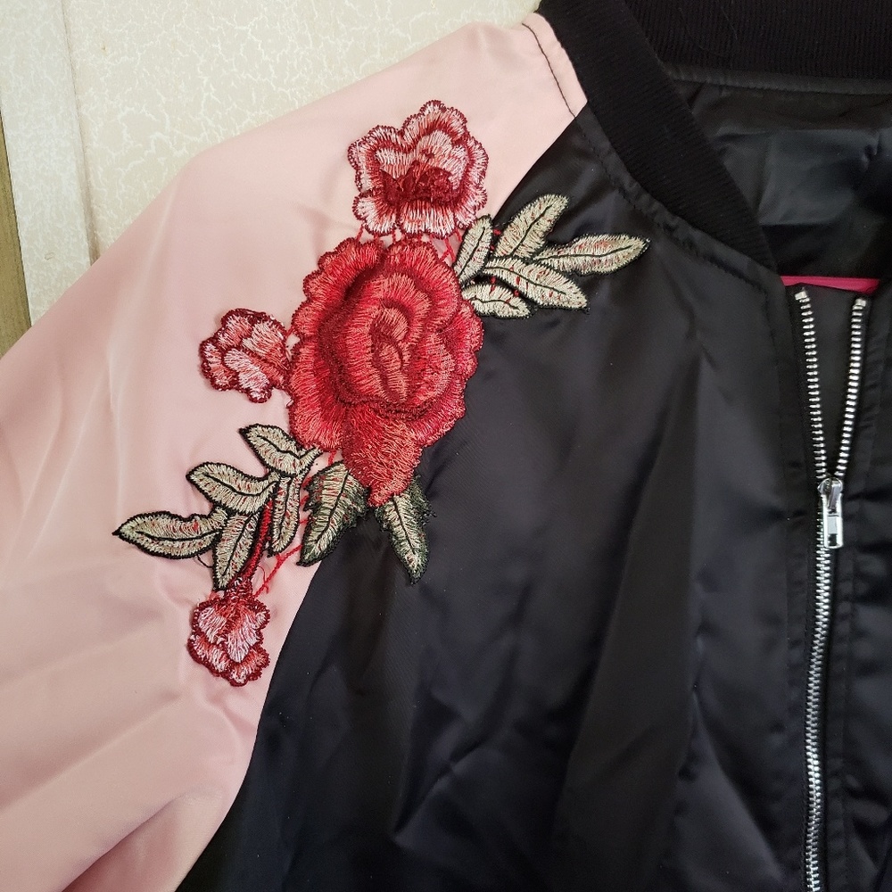 Embroidered bomber jacket - Picture 2 of 4